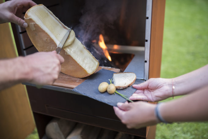 Plaque raclette pour cheminée d'extérieur Tole K60