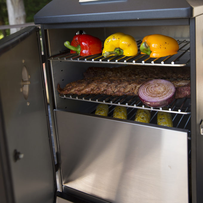 Broil King Fumoir Vertical Smoke à gaz ref 923613